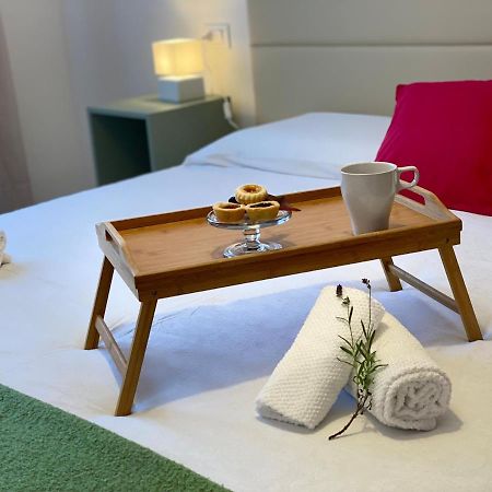 Casa Vittoria Apartman Sirmione Kültér fotó